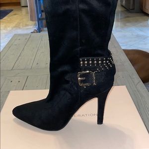 NWOT BCBG Knee High Boot. Black Suede Size 8.5
